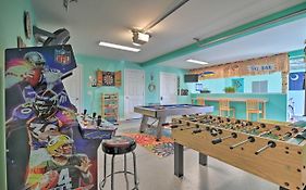 Charming Bermuda Bay Hideaway With Game Room!